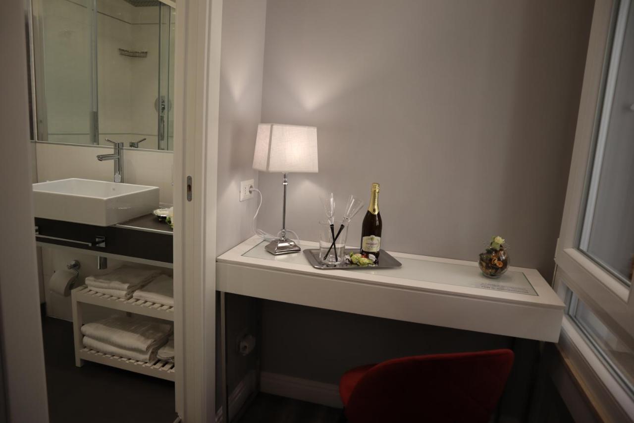 Millina Suites In Navona 로마 외부 사진