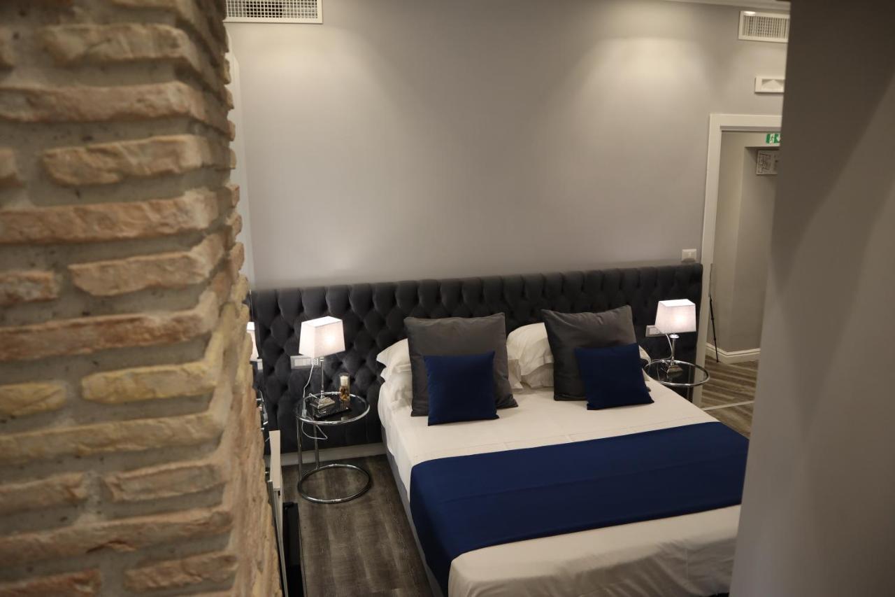 Millina Suites In Navona 로마 외부 사진